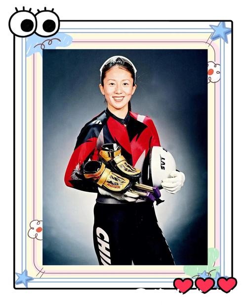 提到优秀的杨扬，脑海里立马浮现两位，一位是“冰上女王”首夺冬奥金牌的杨扬，另一位是机场工程专家多年深耕技术创新的杨扬